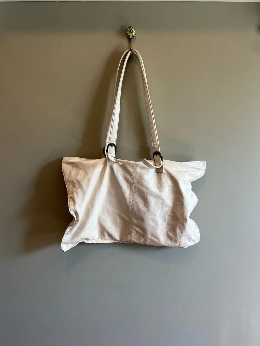 Latico NJ USA Ivory Leather Oversized Slouchy Tote with Floral Lining